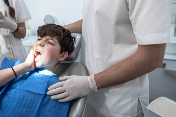 Best Emergency Tooth Extraction in Heflin, AL
